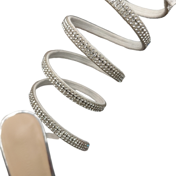 Wild Diva Lounge Rhinestone Bow Heels Silver Spiral leg Size 10 - Picture 5 of 6